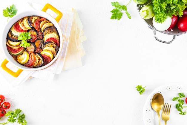 plato casero colorido